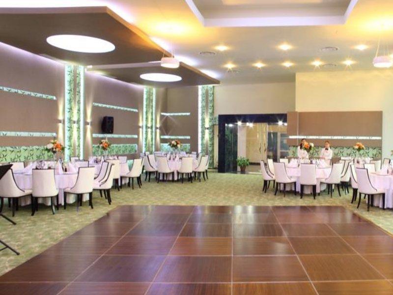 Hotel Delta 4 Tulcea Bagian luar foto