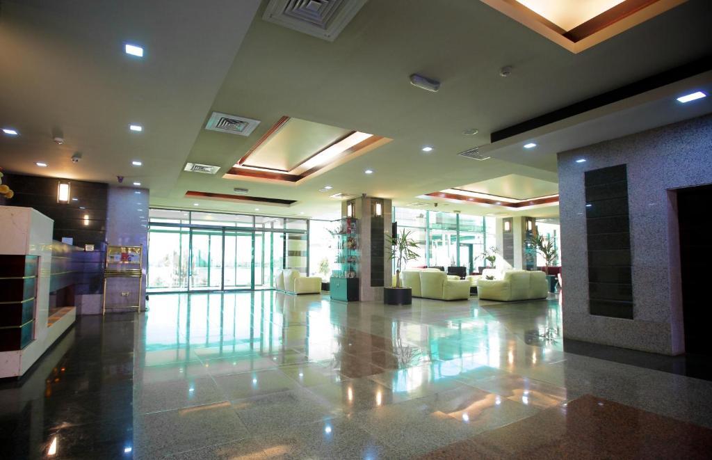 Hotel Delta 4 Tulcea Bagian luar foto