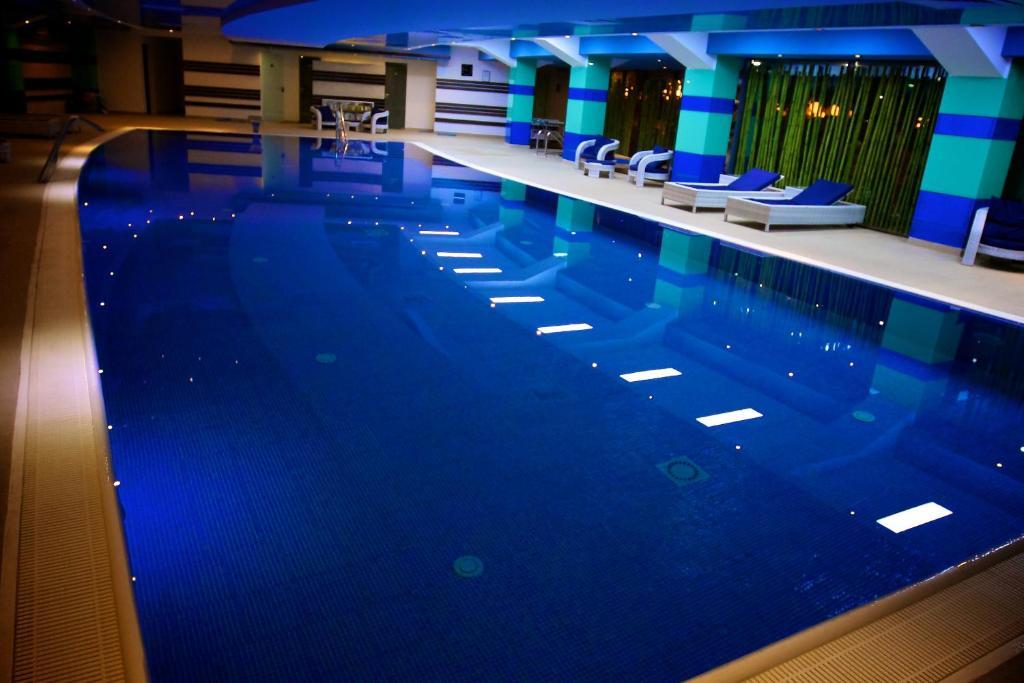 Hotel Delta 4 Tulcea Bagian luar foto